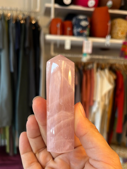Rose Quartz Tower (90mm)