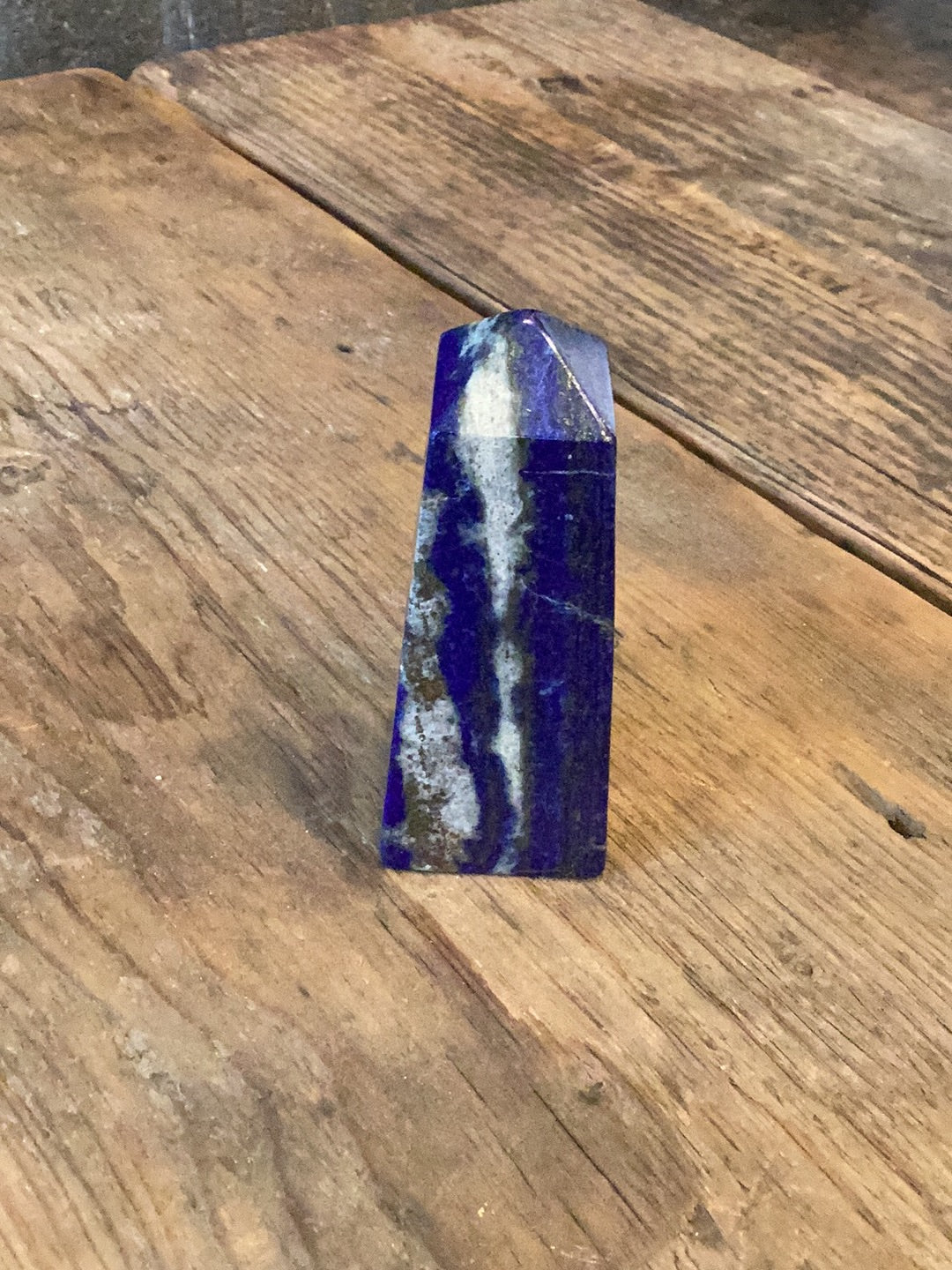 Obélisque de Lapis Lazuli naturel (230g)