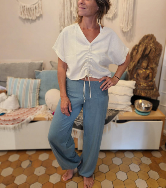 Small sleeves and pleated top for women - ecru