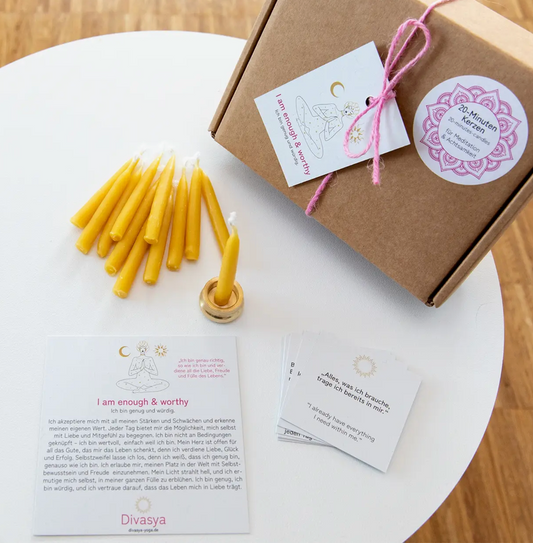 Lapis lazuli card bracelet