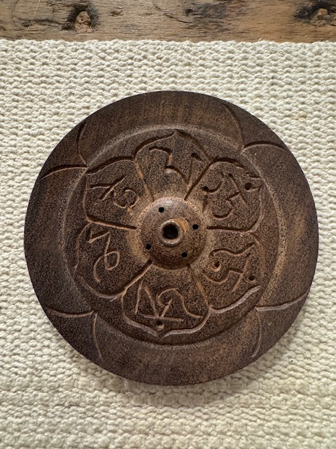 Schwarzer Speckstein-Mandala-Räucherstäbchenhalter