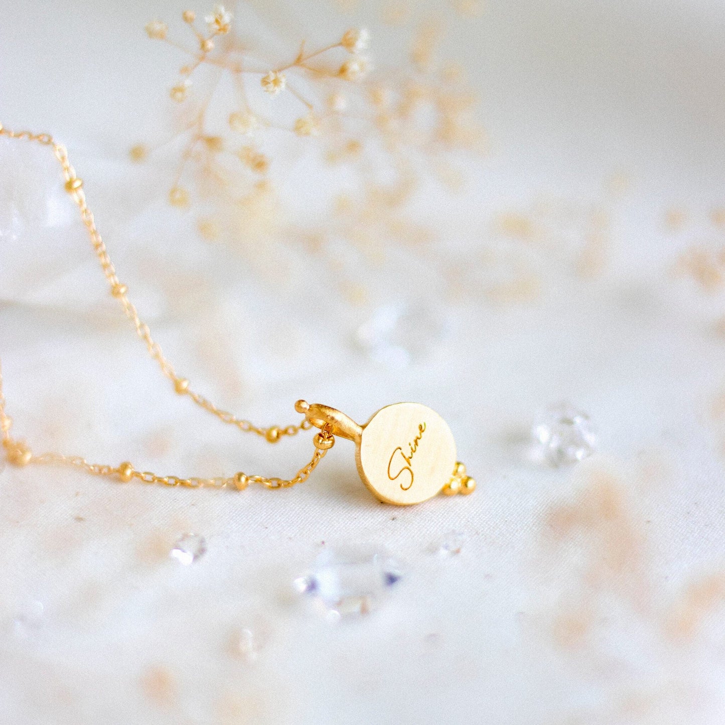 Collier Shine