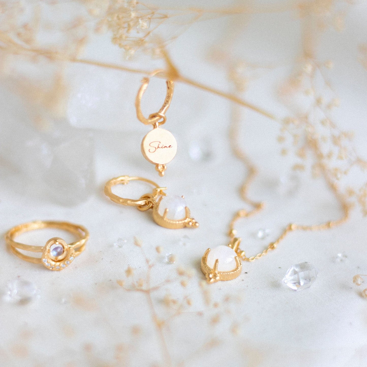 Collier Shine
