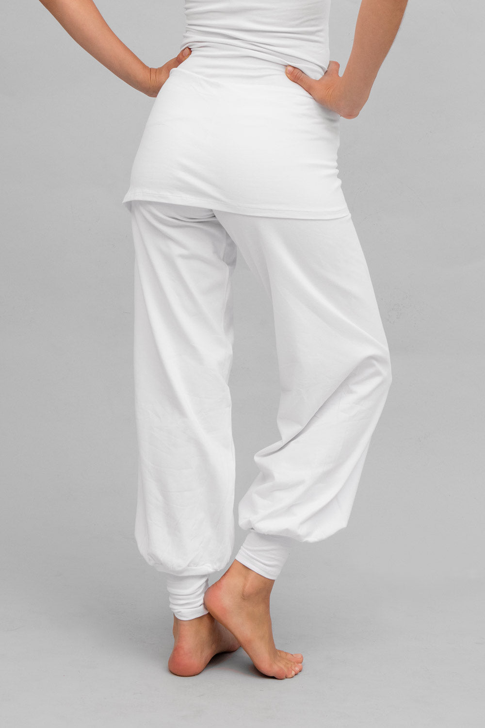 White Sohang pants