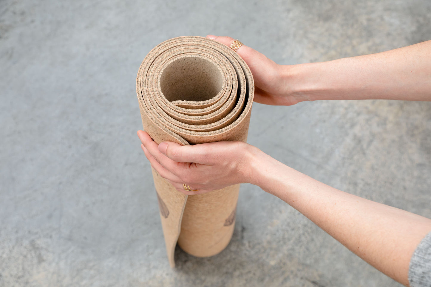 Tapis de yoga recyclé en caoutchouc et liège fabriqué au Portugal