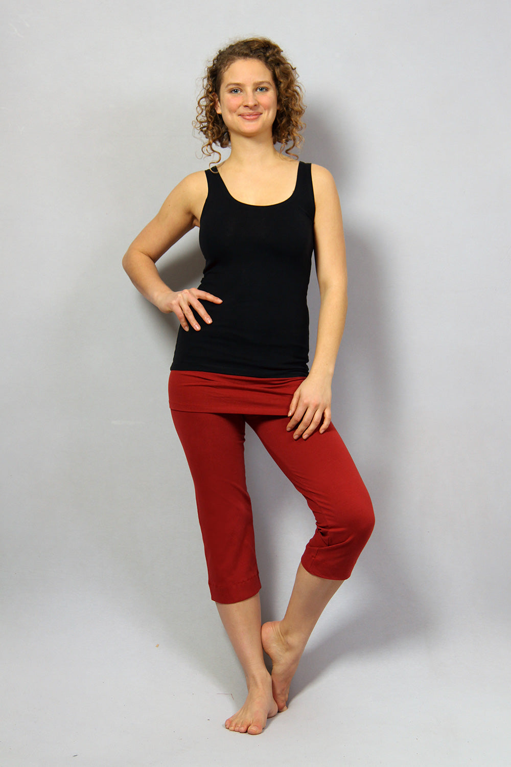 Burgundy Inderjit 3/4 pants