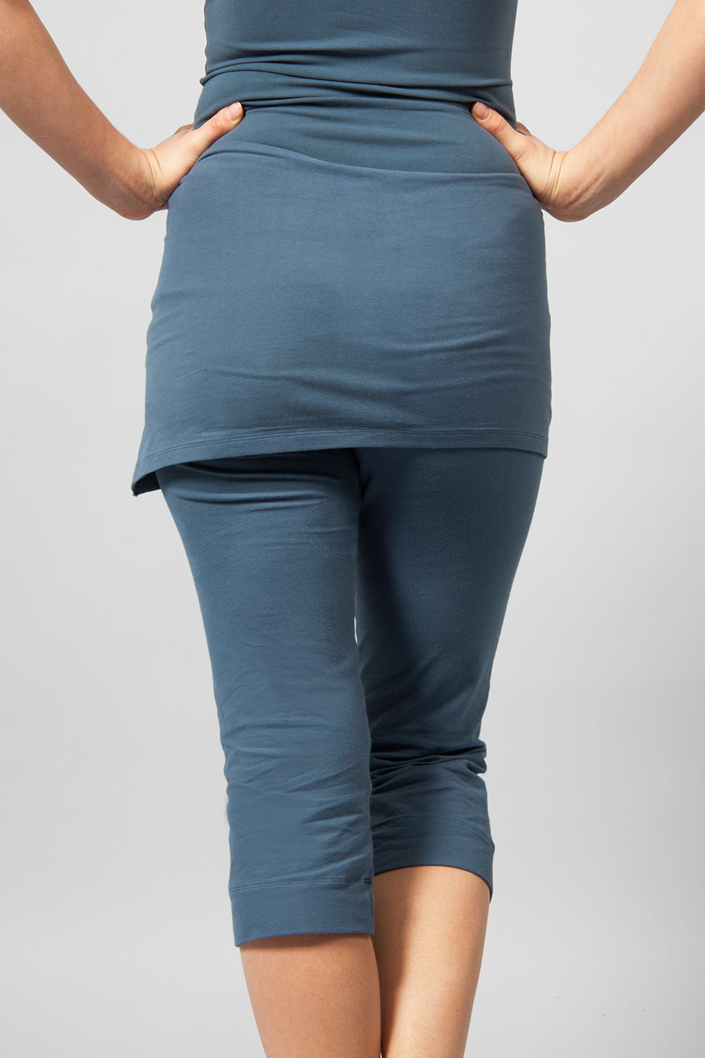 Inderjit indigo 3/4 pants