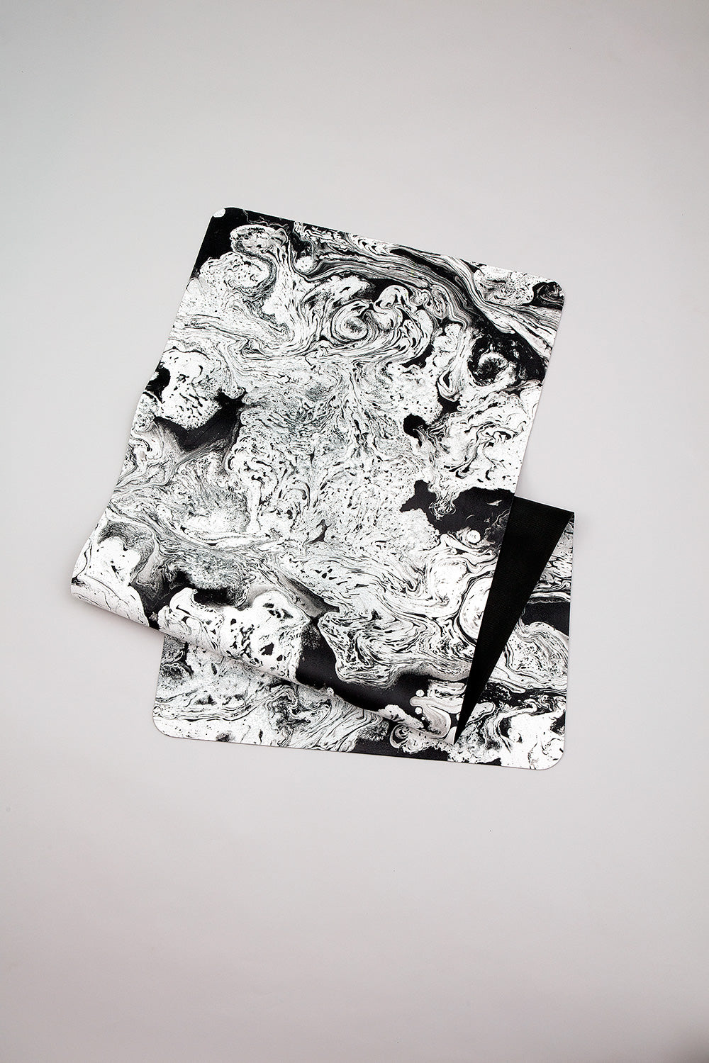 NATURE IS THE PAINTER - Maya Rochat Yoga Mat