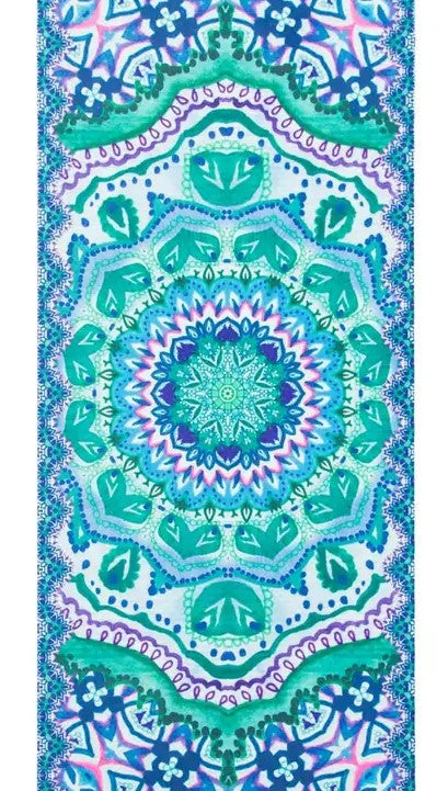 Boho Green yoga mat in natural rubber and microfiber