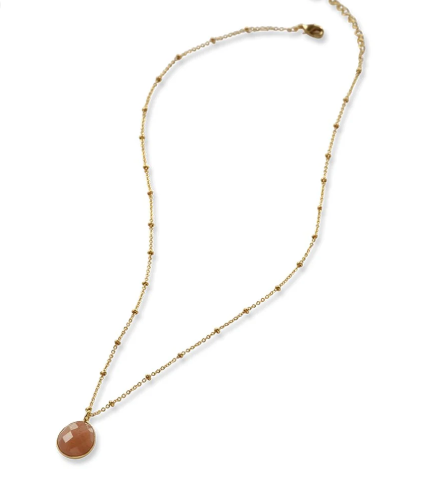 Calm citrine stone and golden pearl necklace