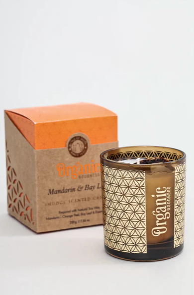 Positive energy scented candle with natural stones