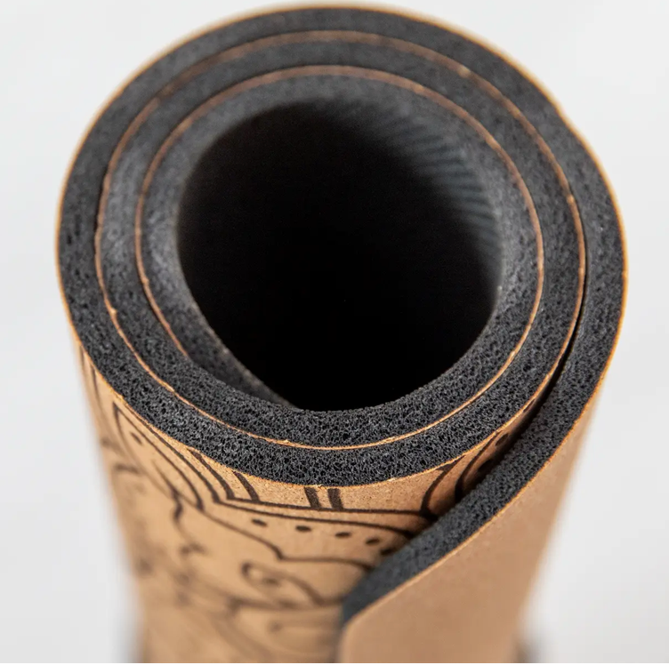 Mini Studio Yoga Mat for Knees: Gray + Strap