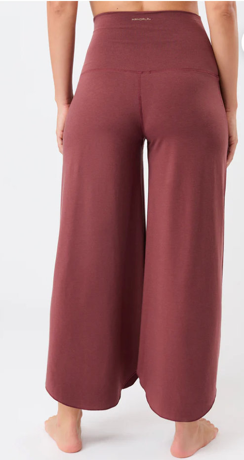 Roll Over Tulip Pant in natural Tencel Jungle green - Mandala