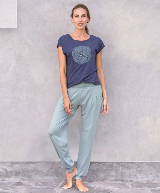 Joelle-Hose aus Bio-Baumwolle – Burgunderrot – Jaya