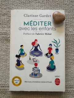 Ich bin eine Frau – kreativ, heilig und unbesiegbar. Yoga-Handbuch: Grundlegende Kriyas für Frauen