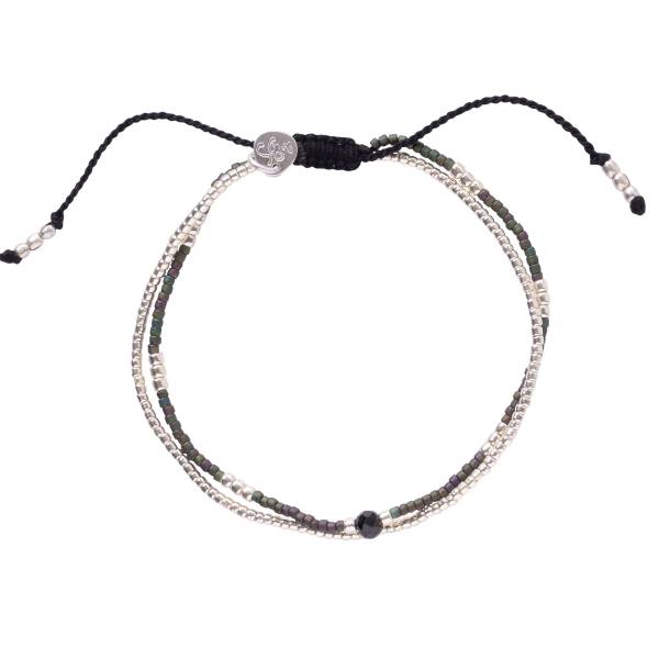 Willing silver bracelet with black onyx stone