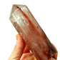 Cristal d’obélisque de quartz de feu (110 mm)